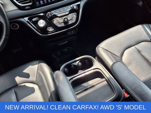 Used 2020 Chrysler Pacifica Touring-L w/ Advanced Safetytec Group AWD/4WD image 12