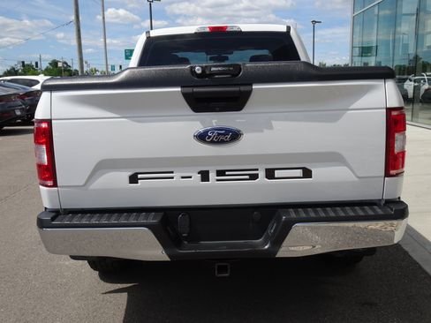 Used 2018 Ford F150 XL w/ Equipment Group 101A Mid AWD/4WD image 4
