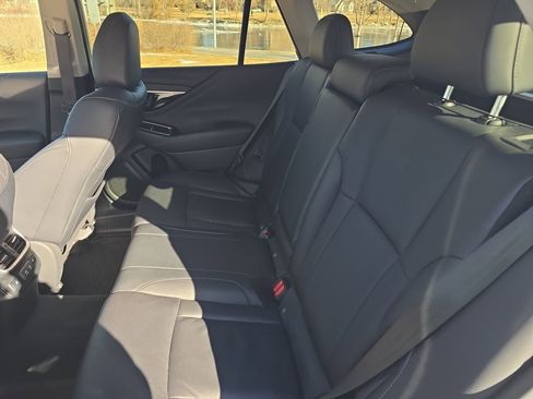 Used 2020 Subaru Outback Limited image 27