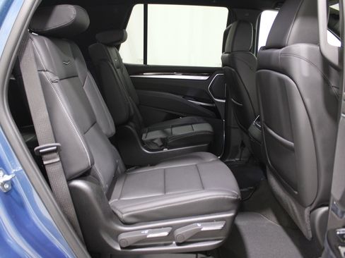 New 2026 Cadillac Escalade 4WD image 35