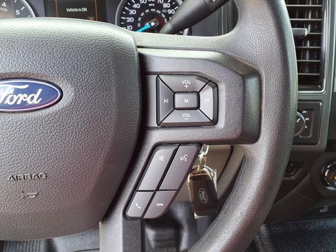 Used 2022 Ford F250 XLT w/ XLT Premium Package image 31