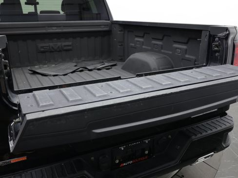 Used 2022 GMC Sierra 1500 Elevation w/ Preferred Package AWD/4WD image 35