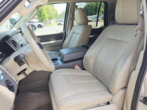 Used 2014 Ford Expedition XLT w/ Leather Seating Package AWD/4WD image 11