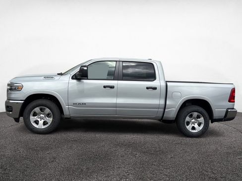 New 2026 RAM 1500 4x4 Crew Cab image 2