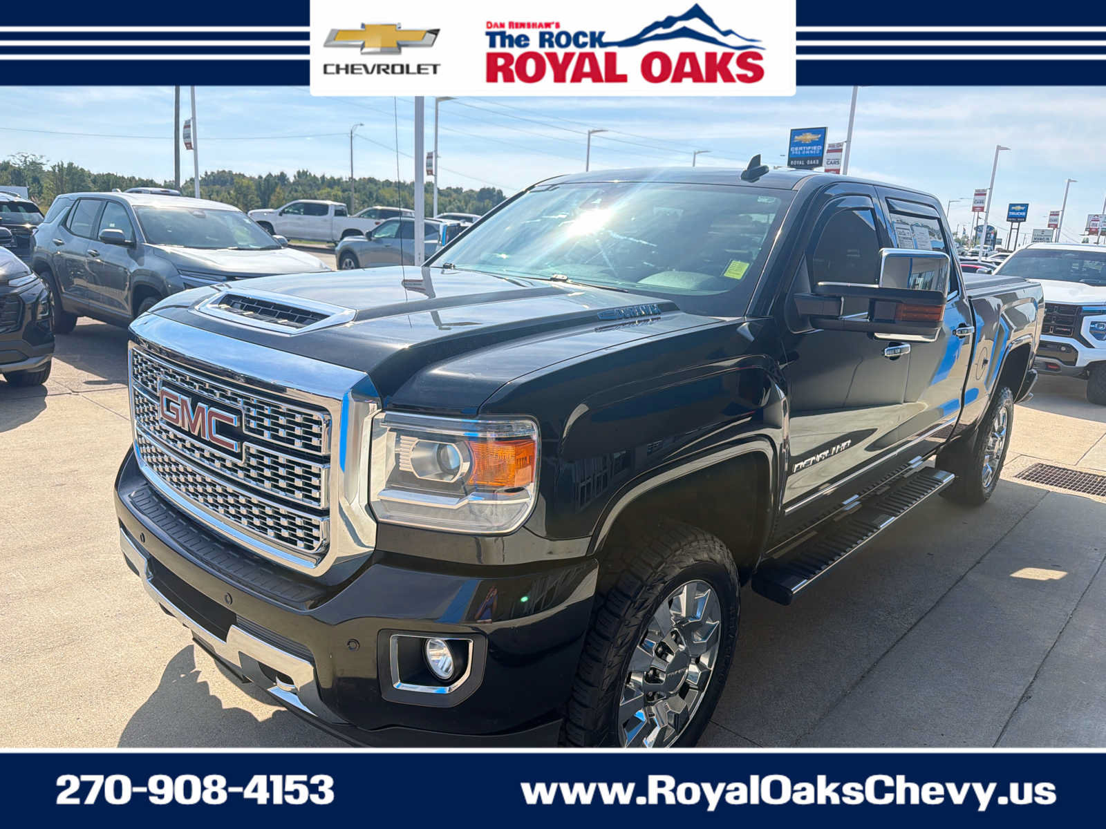 Used 2018 GMC Sierra 2500 Denali w/ Duramax Plus Package AWD/4WD image 1