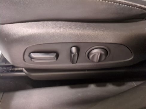 Used 2021 Buick Encore GX Preferred w/ Cold Weather Comfort Package image 16