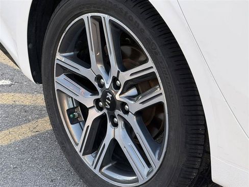 Used 2019 Kia Forte S FWD image 10