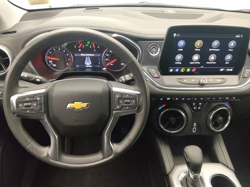 Used 2025 Chevrolet Blazer LT FWD image 22