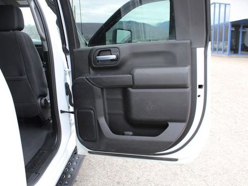 Used 2024 Chevrolet Silverado 2500 Custom w/ Custom Value Package image 56