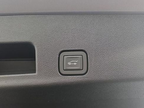 New 2026 Buick Enclave Avenir w/ Super Cruise Package image 13