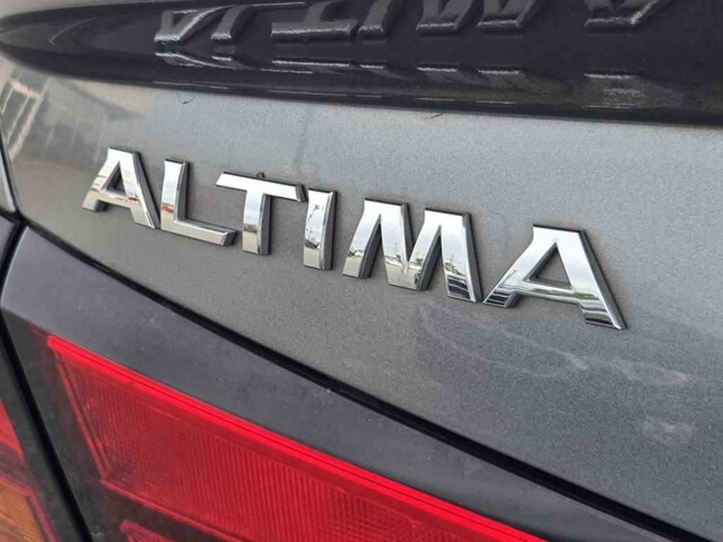 Used 2021 Nissan Altima 2.5 SR FWD image 11