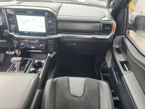 Used 2025 Ford F150 Raptor AWD/4WD image 29