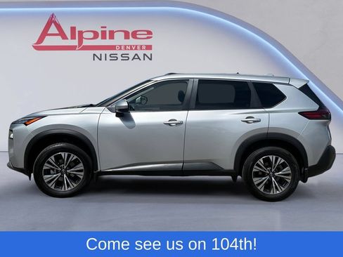 Used 2023 Nissan Rogue SV AWD/4WD image 2