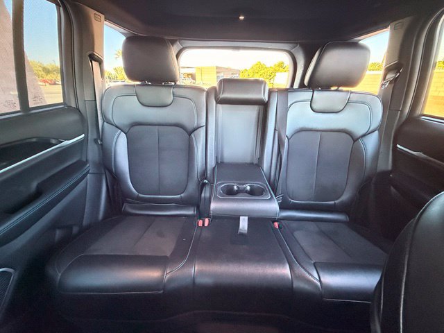 Used 2023 Jeep Grand Cherokee Trailhawk w/ Luxury Tech Group III AWD/4WD image 16