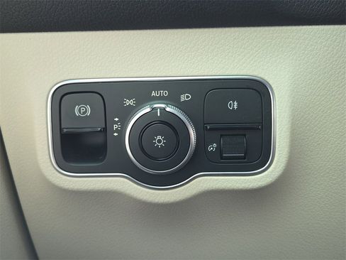 Certified 2023 Mercedes-Benz EQB 250+ 250+ image 30