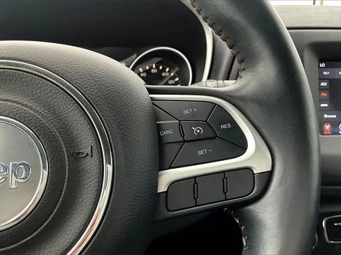 Used 2017 Jeep Compass Latitude w/ Popular Equipment Group image 19