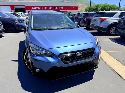 Used 2021 Subaru Crosstrek 2.0i Premium AWD/4WD image 2