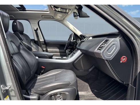 Used 2016 Land Rover Range Rover Sport HSE AWD/4WD image 24