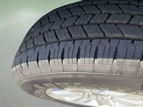 Used 2015 Ford F150 XLT w/ Equipment Group 301A Mid image 14