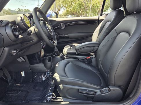 Used 2019 MINI Cooper Convertible image 10