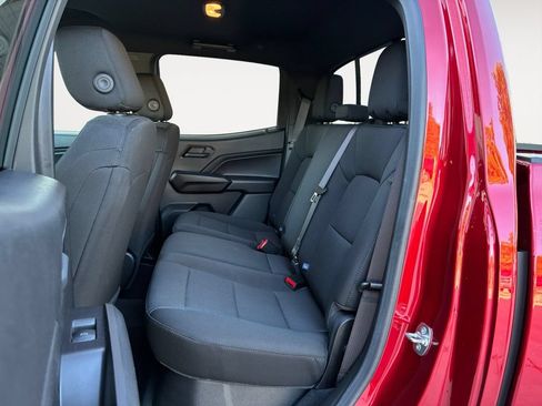 Used 2025 Chevrolet Colorado W/T w/ WT Custom Package RWD image 13