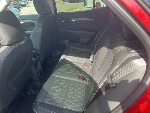 Used 2022 Buick Envision Avenir w/ Technology Package II image 15