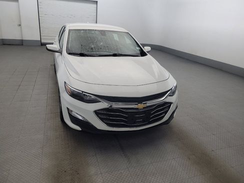 Used 2022 Chevrolet Malibu LT FWD image 14