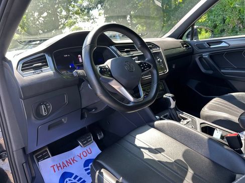 Certified 2024 Volkswagen Tiguan SE R-Line AWD/4WD image 11