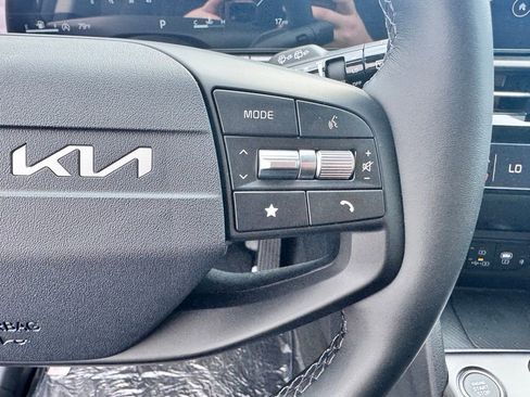 New 2026 Kia Sportage SX image 15