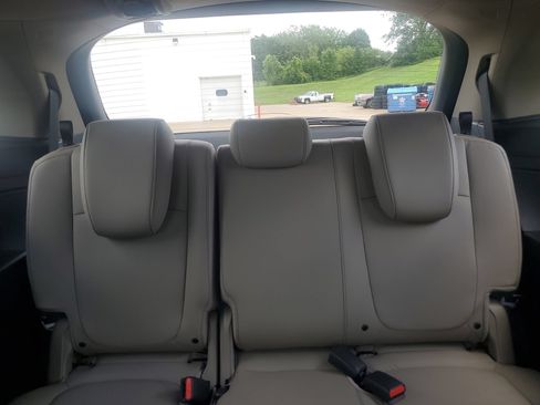 Used 2023 Honda Odyssey Touring image 14