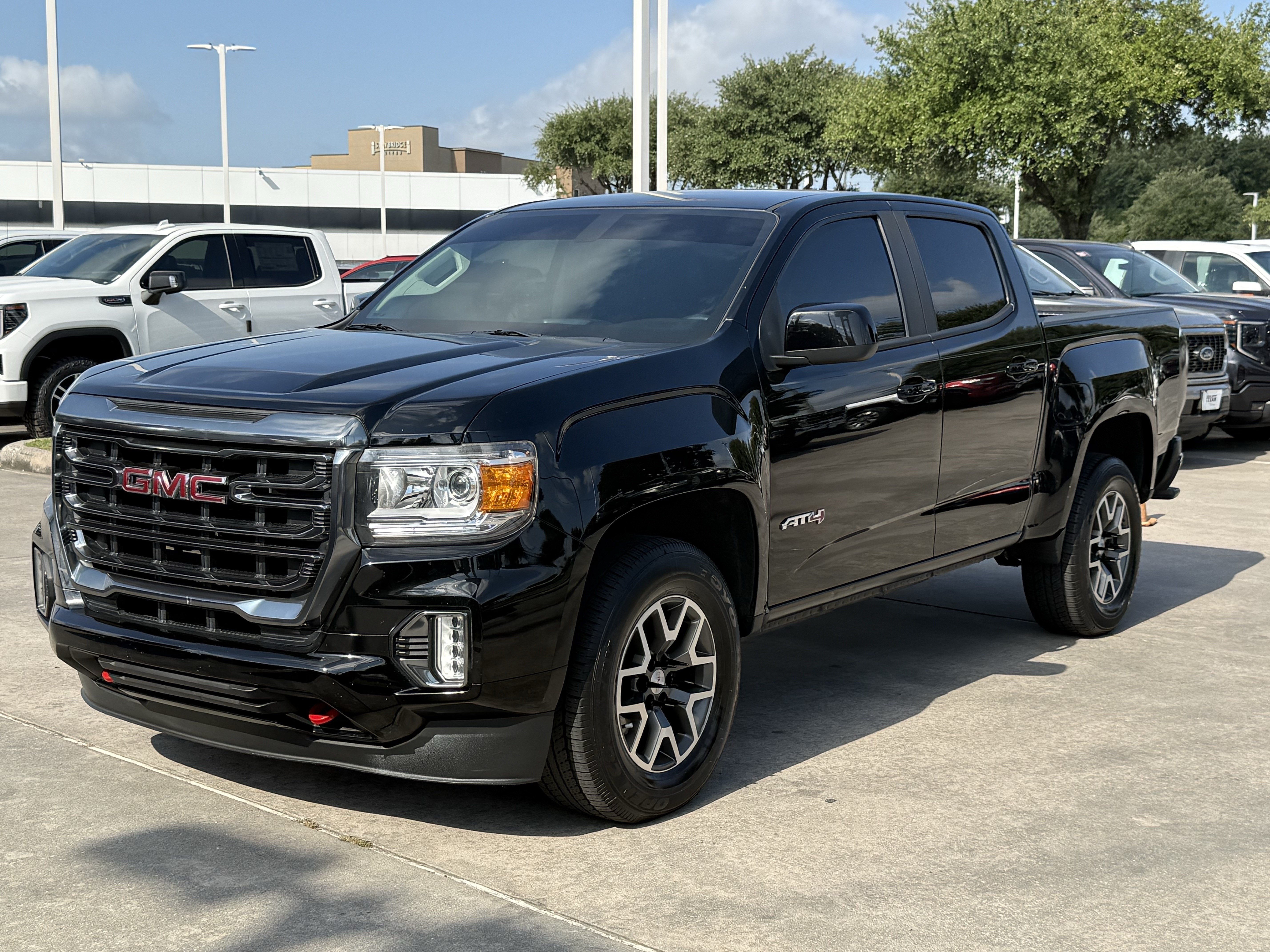 Used 2021 GMC Canyon AT4 w/ Trailering Package AWD/4WD image 9