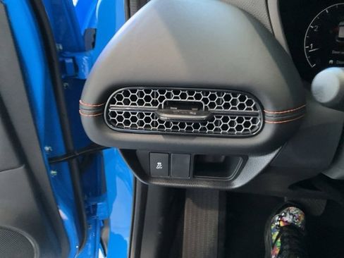 New 2026 Honda HR-V Sport image 8