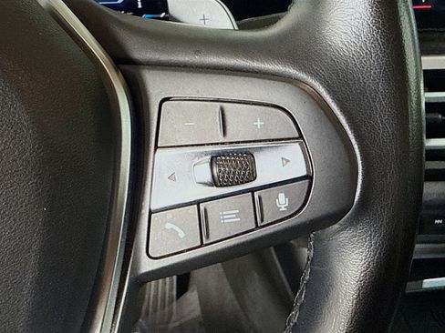 Used 2023 BMW 330i Sedan image 15