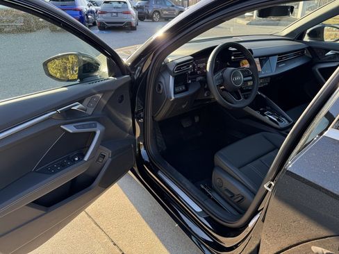 Used 2025 Audi A3 2.0T Premium image 17