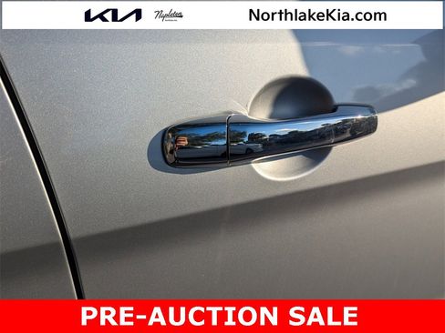 Used 2014 Ford Explorer XLT w/ Equipment Group 202A image 19