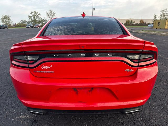 Used 2018 Dodge Charger R/T RWD image 5