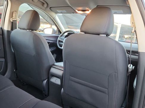 Used 2024 Nissan Sentra SV image 16