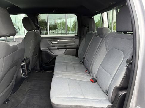 Used 2021 RAM 1500 Big Horn AWD/4WD image 36