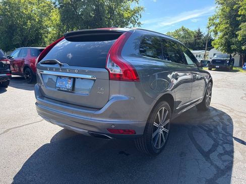Used 2017 Volvo XC60 T6 Inscription w/ Climate Package AWD/4WD image 11