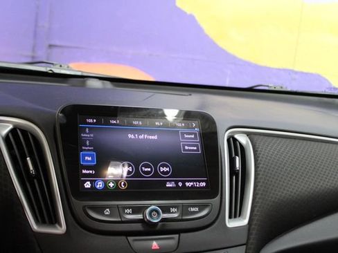 Used 2019 Chevrolet Malibu RS FWD image 19