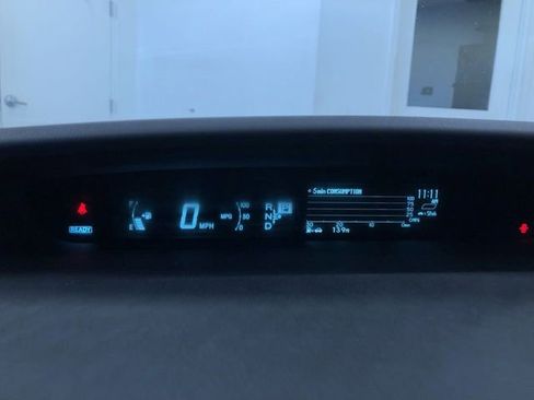 Used 2010 Toyota Prius Two FWD image 29