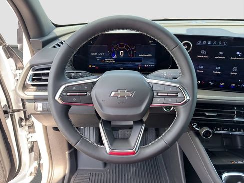 New 2026 Chevrolet Traverse LT w/ Midnight/Sport Edition FWD image 10