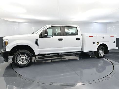Used 2019 Ford F250 XL w/ Power Equipment Group image 11