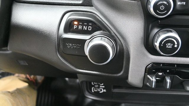 Used 2024 RAM 2500 Tradesman w/ Chrome Appearance Group AWD/4WD image 21