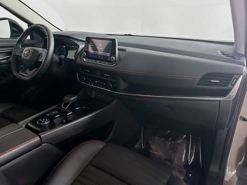 Used 2025 Nissan Rogue Rock Creek image 27