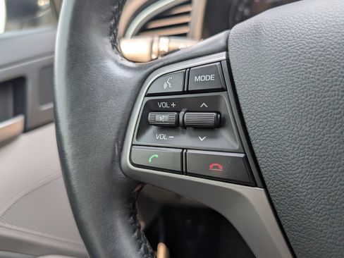 Used 2018 Hyundai Elantra Value Edition FWD image 22