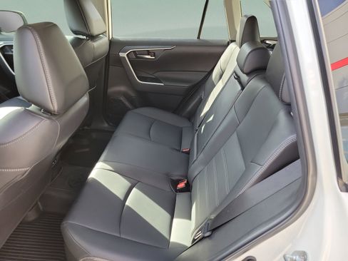 Used 2022 Toyota RAV4 XLE Premium AWD/4WD image 12