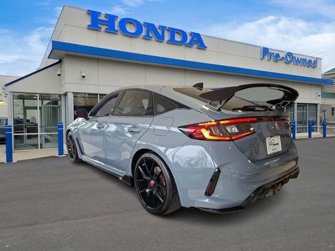 Used 2025 Honda Civic Type R image 6