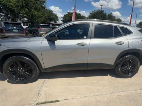 Used 2024 Chevrolet Trax ACTIV w/ Driver Confidence Package FWD image 5