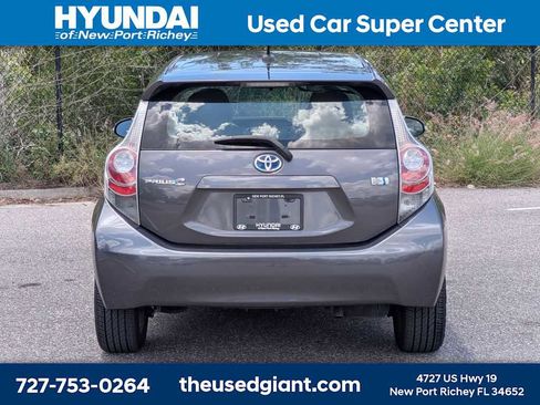 Used 2012 Toyota Prius C Four w/ Alloy Wheel Pkg FWD image 4